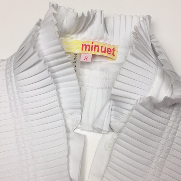 White and Pink halter dress - Picture 3 of 4